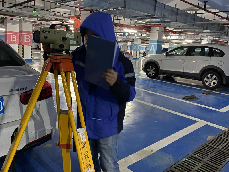 相鄰影響 相鄰影響